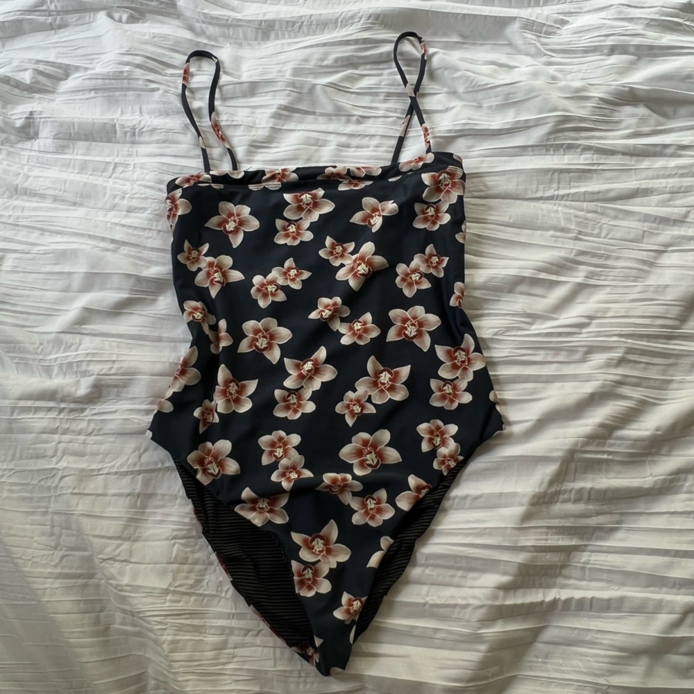 COPY - Acacia Full Piece